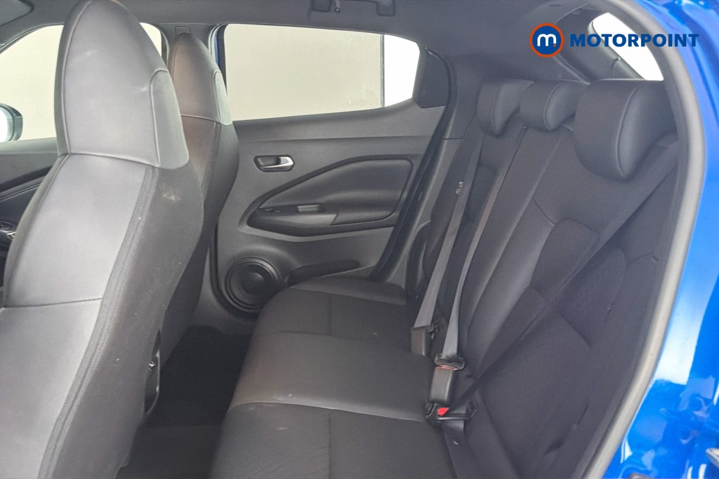 Nissan Juke N-Connecta Manual Petrol SUV - Stock Number (1635820) - 23rd supplementary image