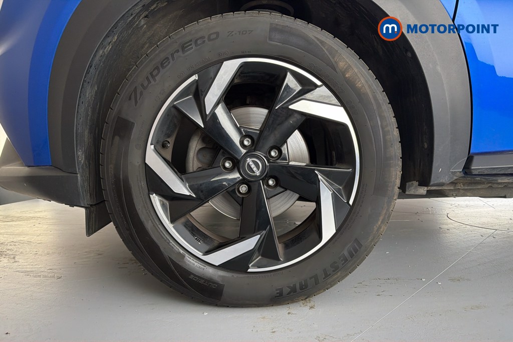 Nissan Juke N-Connecta Manual Petrol SUV - Stock Number (1635820) - 47th supplementary image