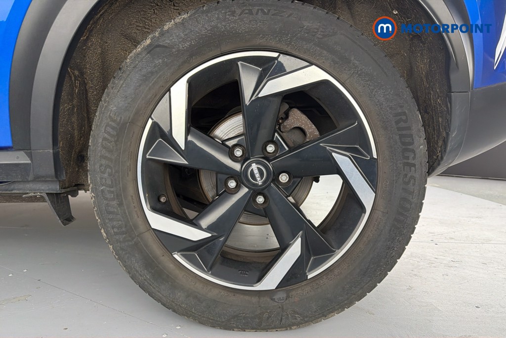 Nissan Juke N-Connecta Manual Petrol SUV - Stock Number (1635820) - 48th supplementary image