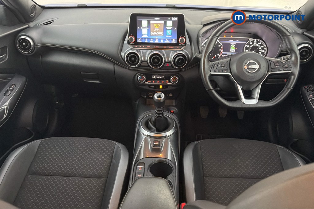 Nissan Juke N-Connecta Manual Petrol SUV - Stock Number (1635820) - 1st supplementary image