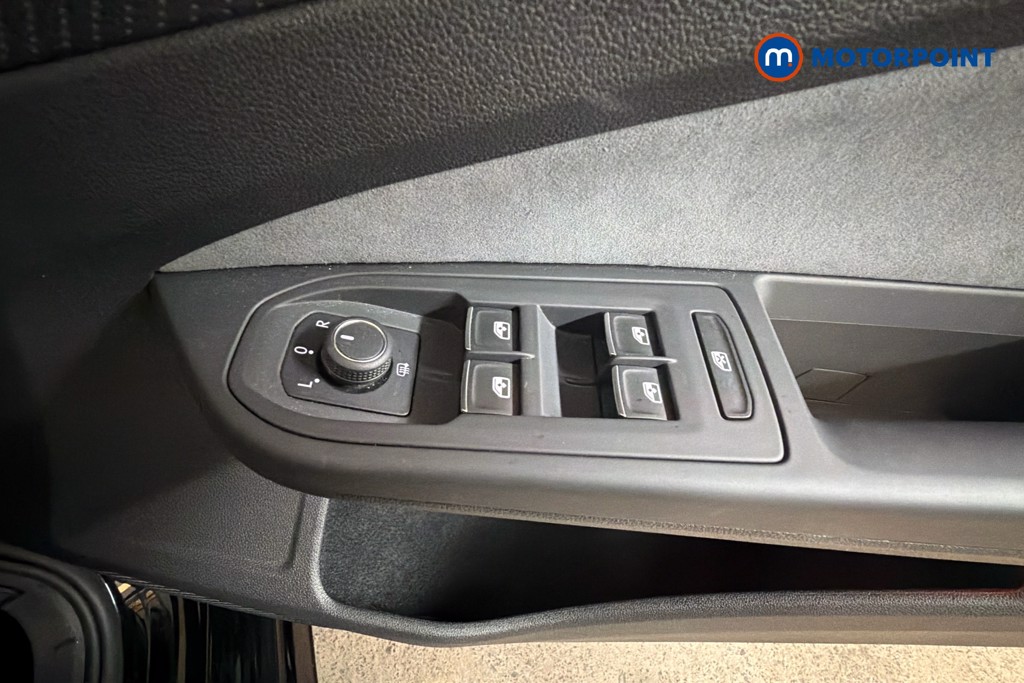 Volkswagen Golf R-Line Manual Petrol Hatchback - Stock Number (1638591) - 20th supplementary image