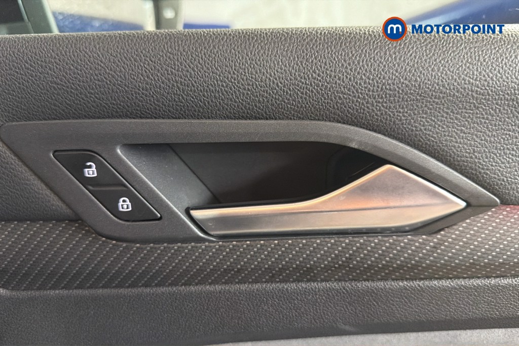 Volkswagen Golf R-Line Manual Petrol Hatchback - Stock Number (1638591) - 42nd supplementary image