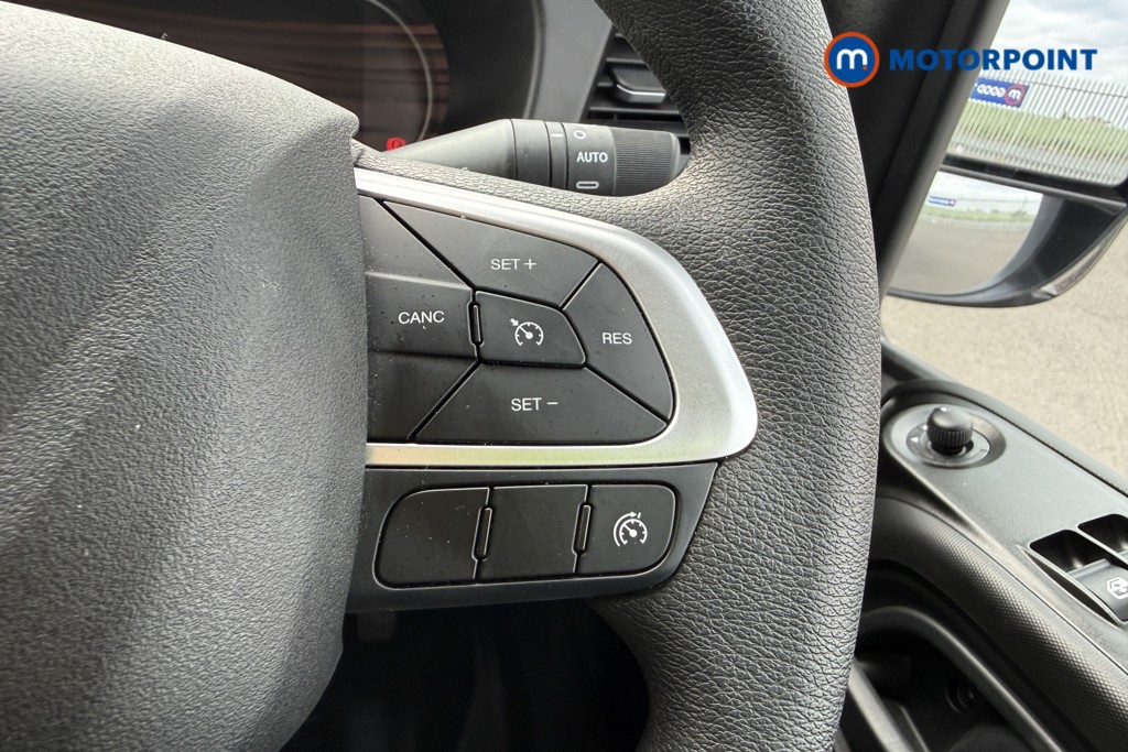Iveco Daily Business Automatic Diesel High Volume-High Roof Van - Stock Number (1640167) - 11th supplementary image
