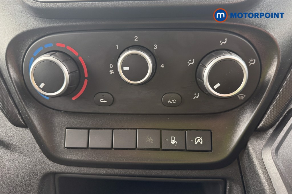 Iveco Daily Business Automatic Diesel High Volume-High Roof Van - Stock Number (1640167) - 12th supplementary image