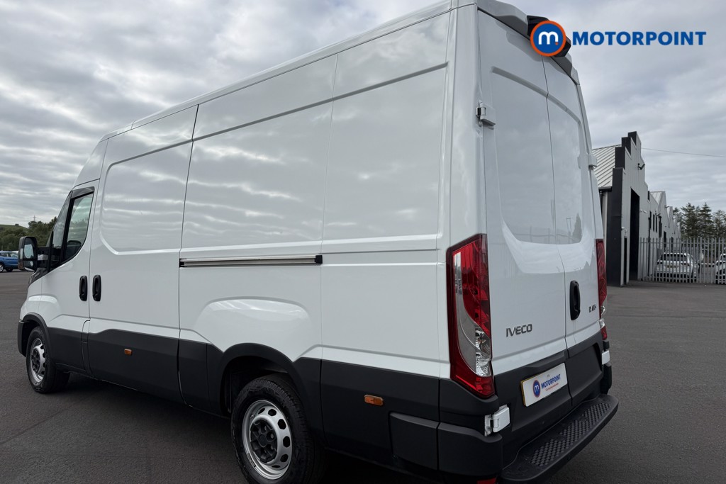 Iveco Daily Business Automatic Diesel High Volume-High Roof Van - Stock Number (1640167) - Drivers side rear corner