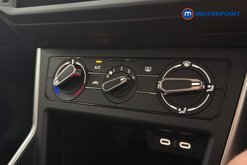 Volkswagen Polo Life Manual Petrol Hatchback - Stock Number (1640278) - 12th supplementary image