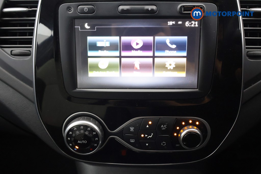 Renault Captur Iconic Manual Diesel SUV - Stock Number (1641160) - 7th supplementary image