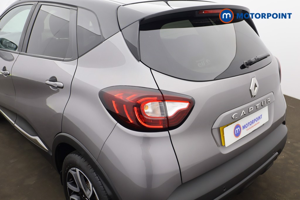 Renault Captur Iconic Manual Diesel SUV - Stock Number (1641160) - 15th supplementary image