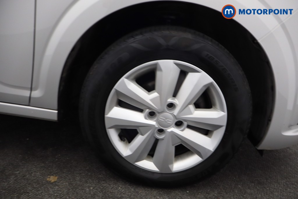Dacia Sandero Expression Manual Petrol Hatchback - Stock Number (1641196) - 18th supplementary image