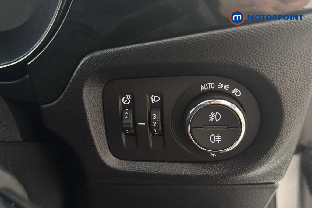 Vauxhall Corsa GS Manual Petrol Hatchback - Stock Number (1641467) - 18th supplementary image