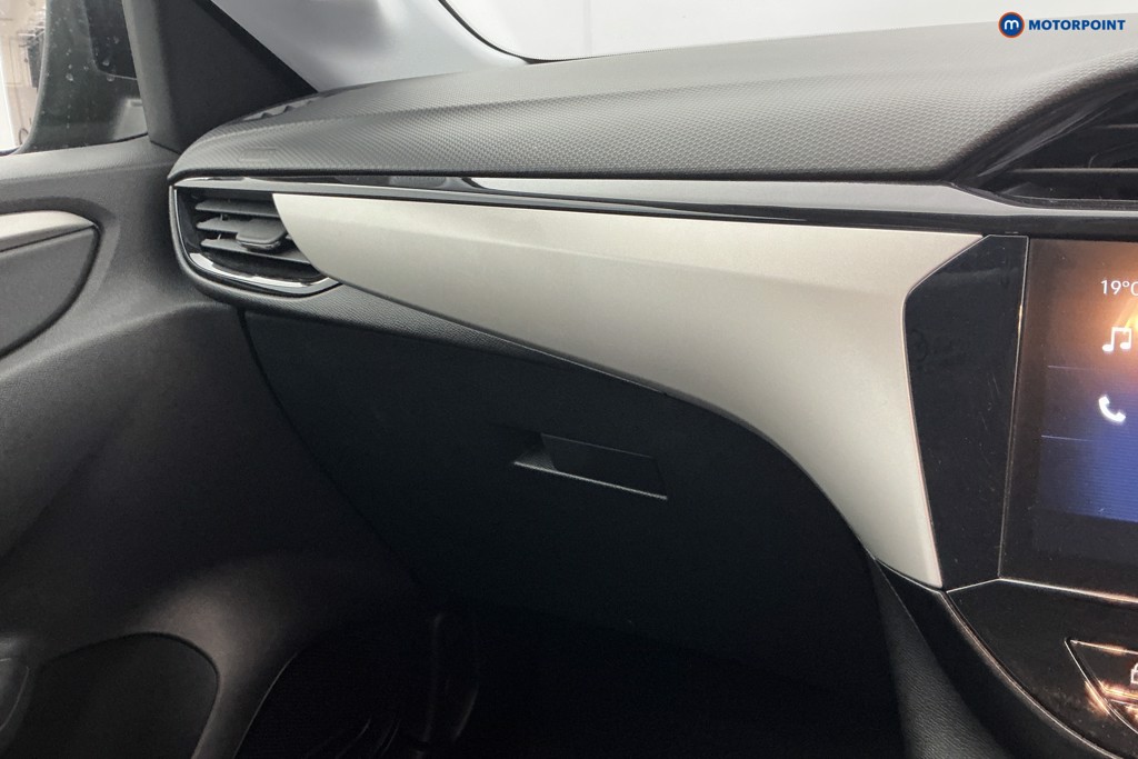 Vauxhall Corsa Design Manual Petrol Hatchback - Stock Number (1641542) - 18th supplementary image