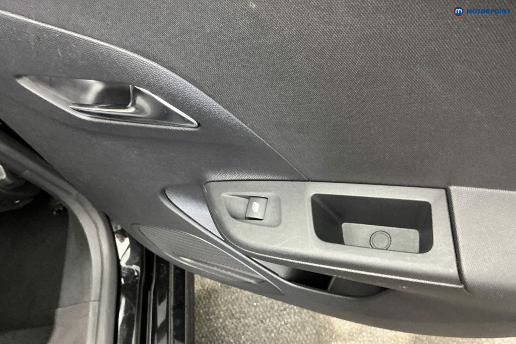 Vauxhall Corsa Design Manual Petrol Hatchback - Stock Number (1641542) - 26th supplementary image