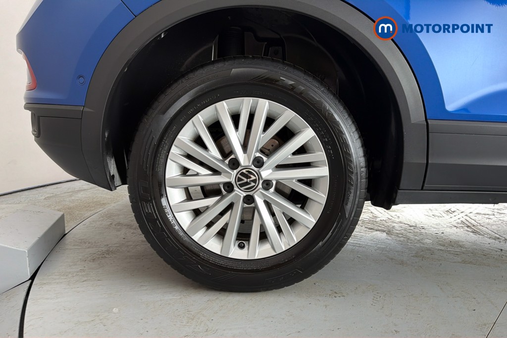 Volkswagen T-Roc Life Manual Petrol SUV - Stock Number (1641847) - 49th supplementary image