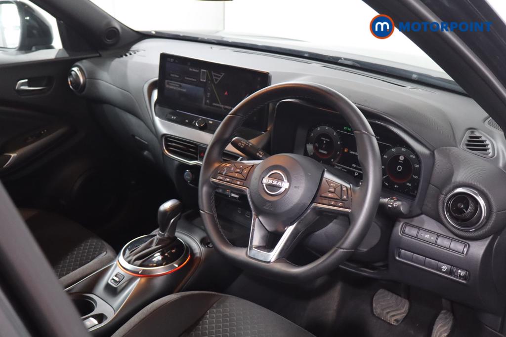 Nissan Juke N-Connecta Automatic Petrol SUV - Stock Number (1642442) - 1st supplementary image