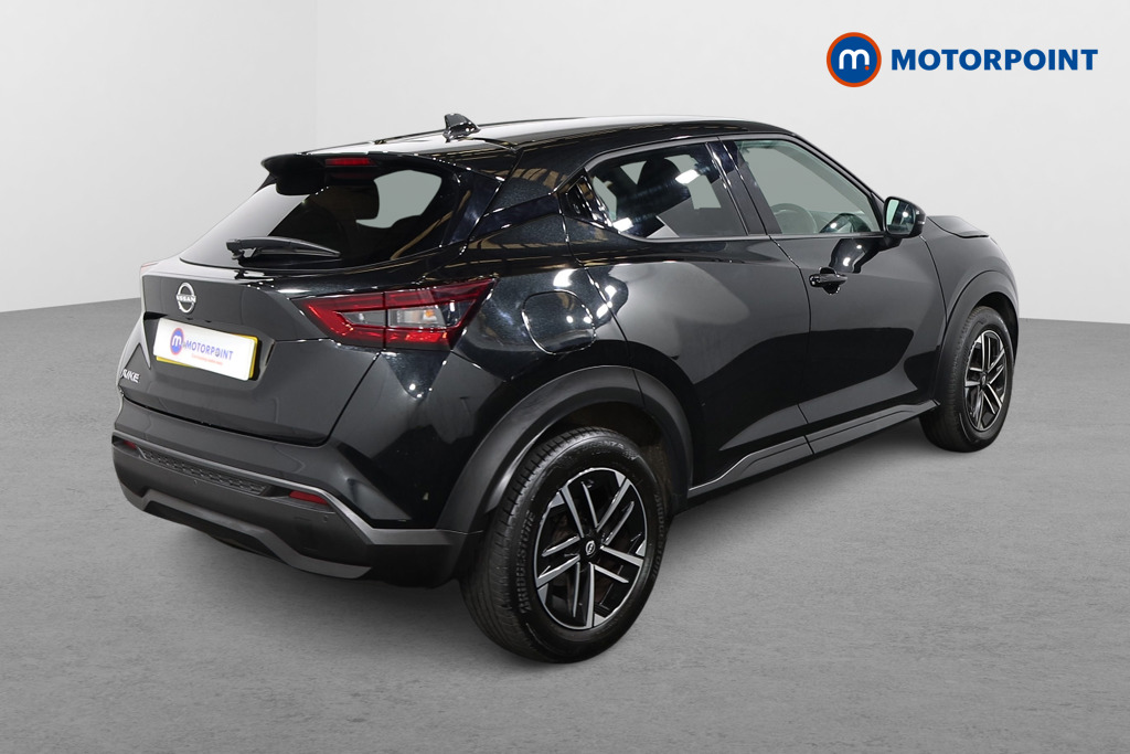 Nissan Juke N-Connecta Automatic Petrol SUV - Stock Number (1642442) - Drivers side rear corner