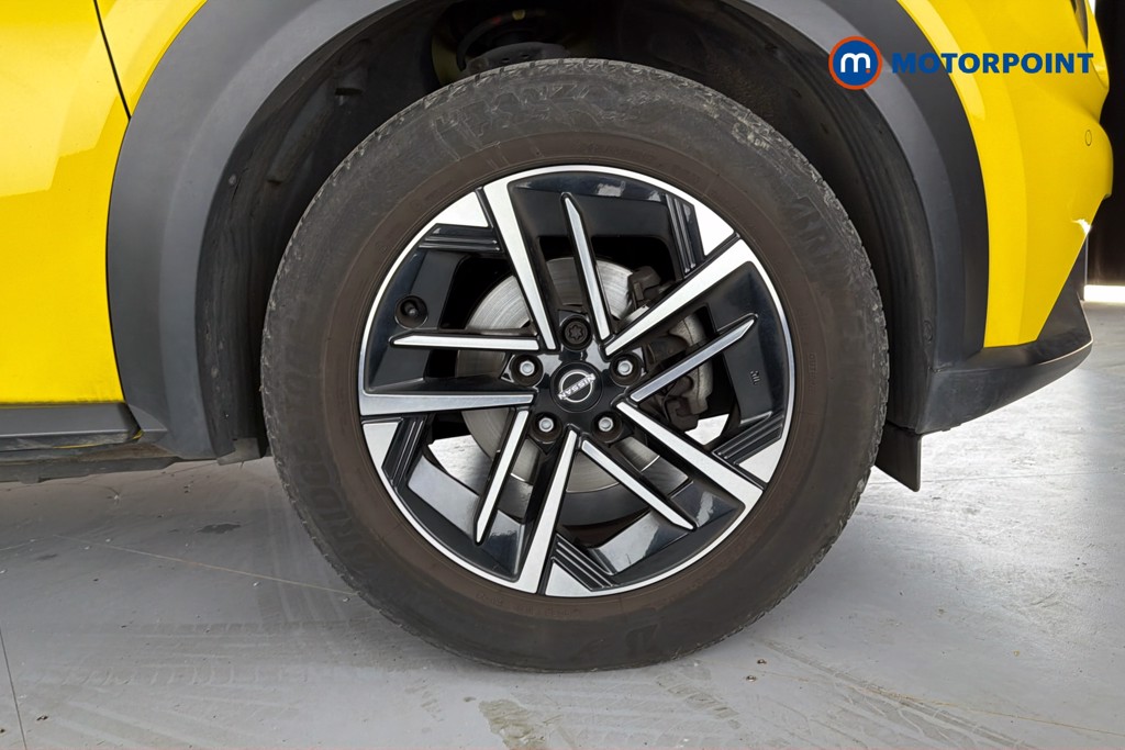 Nissan Juke N-Connecta Manual Petrol SUV - Stock Number (1642471) - 50th supplementary image