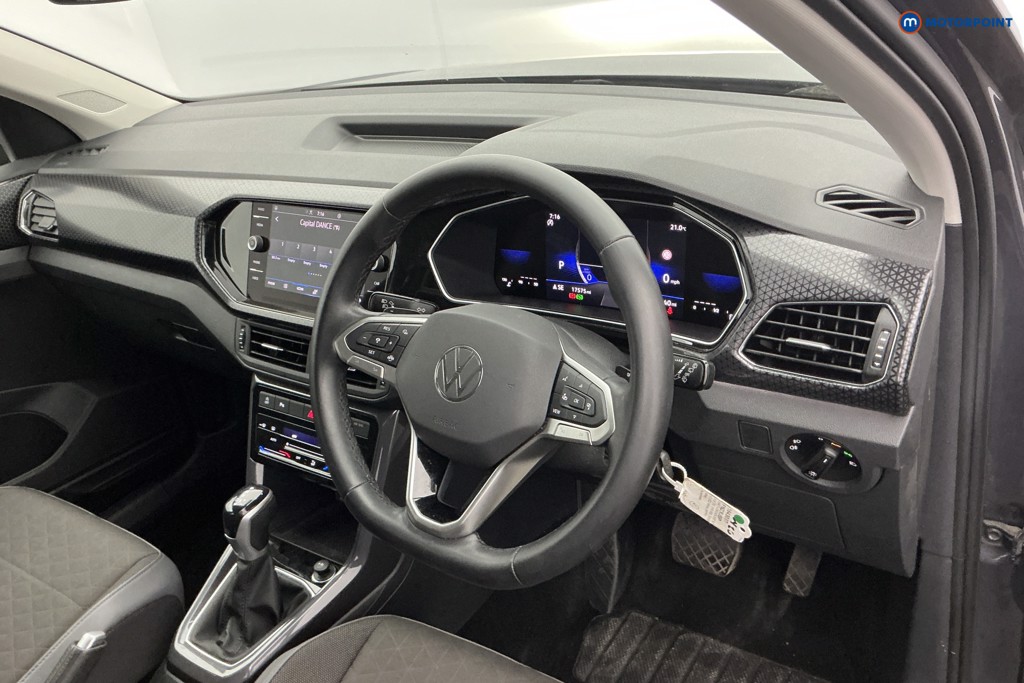 Volkswagen T-Cross SEL Automatic Petrol SUV - Stock Number (1643037) - 8th supplementary image