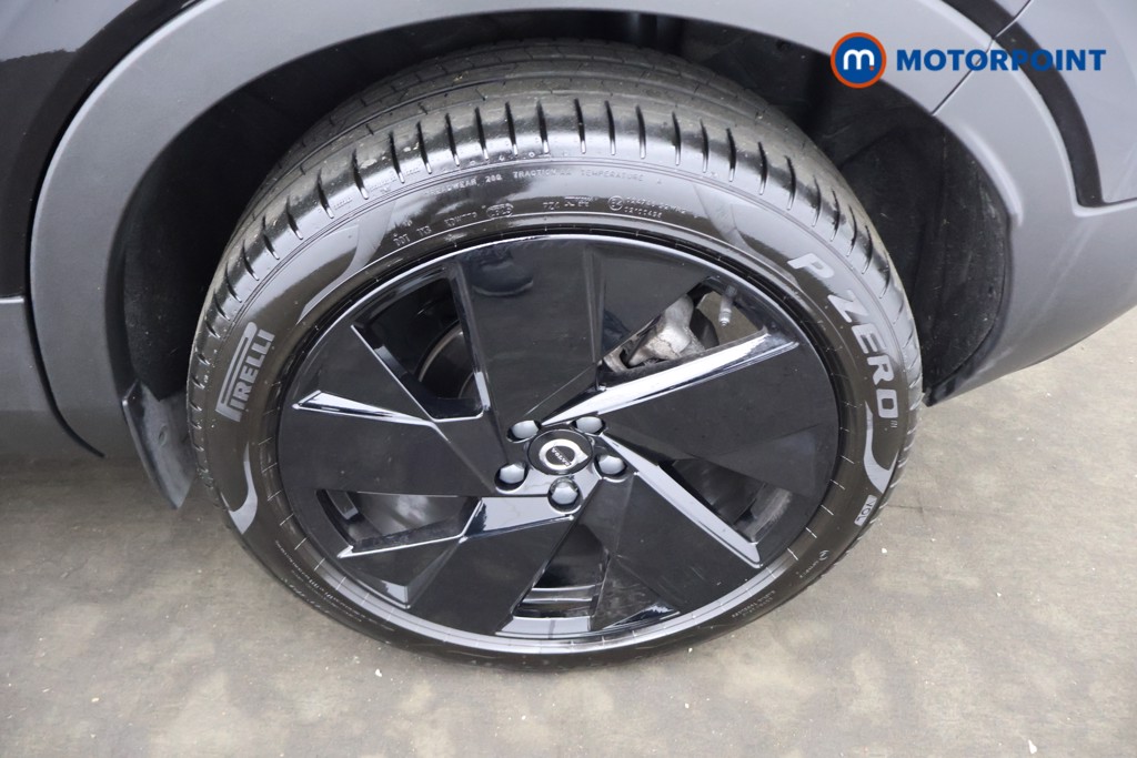 Volvo Xc40 Plus Black Edition Automatic Petrol SUV - Stock Number (1643375) - 2nd supplementary image