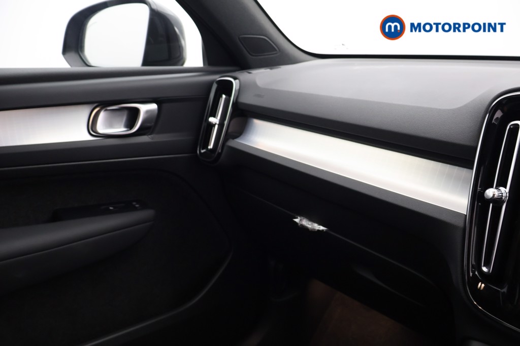 Volvo Xc40 Plus Black Edition Automatic Petrol SUV - Stock Number (1643375) - 10th supplementary image