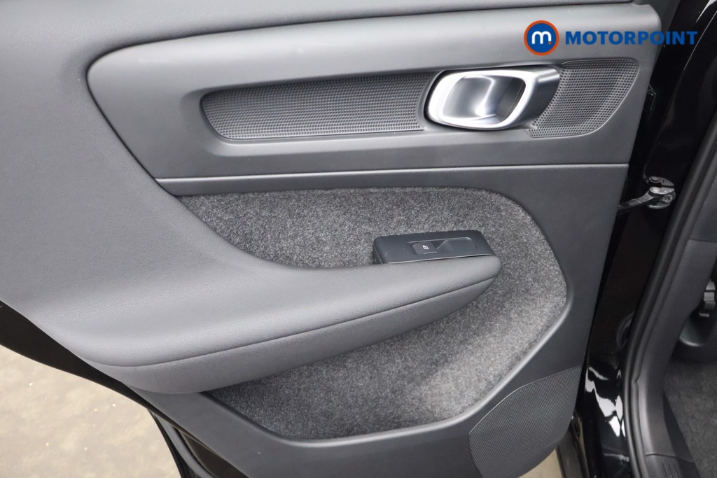 Volvo Xc40 Plus Black Edition Automatic Petrol SUV - Stock Number (1643375) - 20th supplementary image