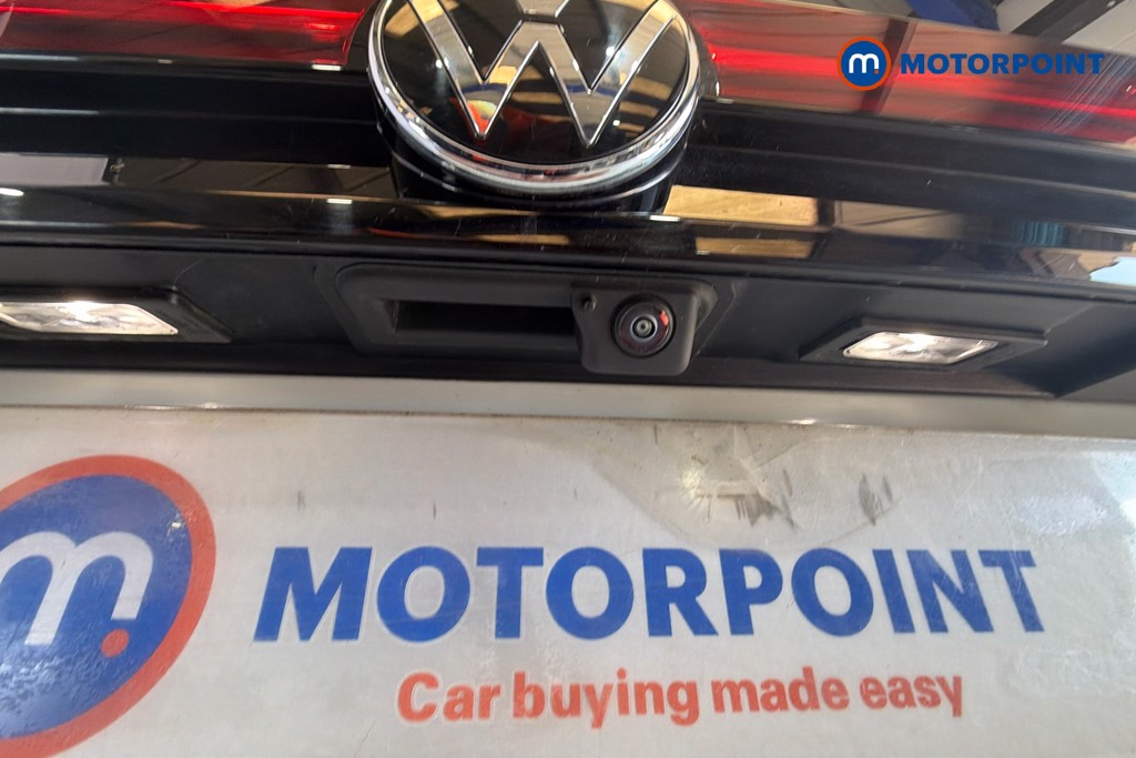 Volkswagen Passat Life Automatic Petrol Plug-In Hybrid Estate - Stock Number (1643781) - 36th supplementary image