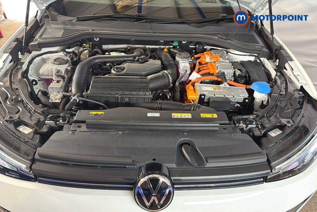 Volkswagen Passat Life Automatic Petrol Plug-In Hybrid Estate - Stock Number (1643781) - 51st supplementary image
