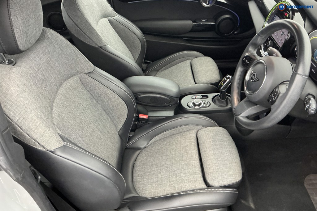 Mini Hatchback Cooper S Level 2 Automatic Electric Hatchback - Stock Number (1643903) - 5th supplementary image