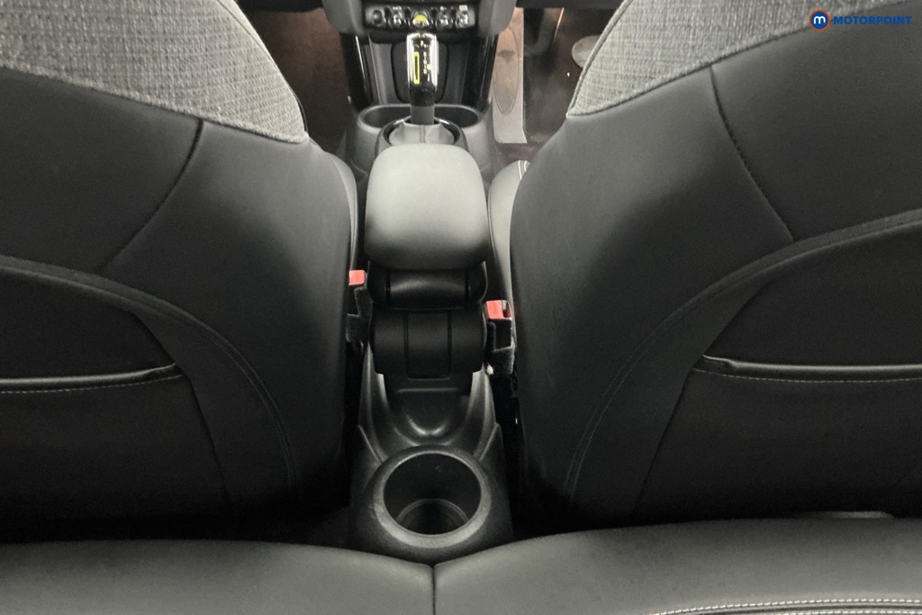 Mini Hatchback Cooper S Level 2 Automatic Electric Hatchback - Stock Number (1643903) - 10th supplementary image