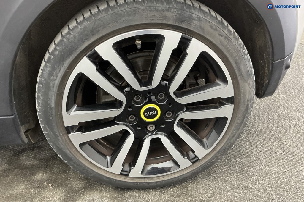 Mini Hatchback Cooper S Level 2 Automatic Electric Hatchback - Stock Number (1643903) - 36th supplementary image
