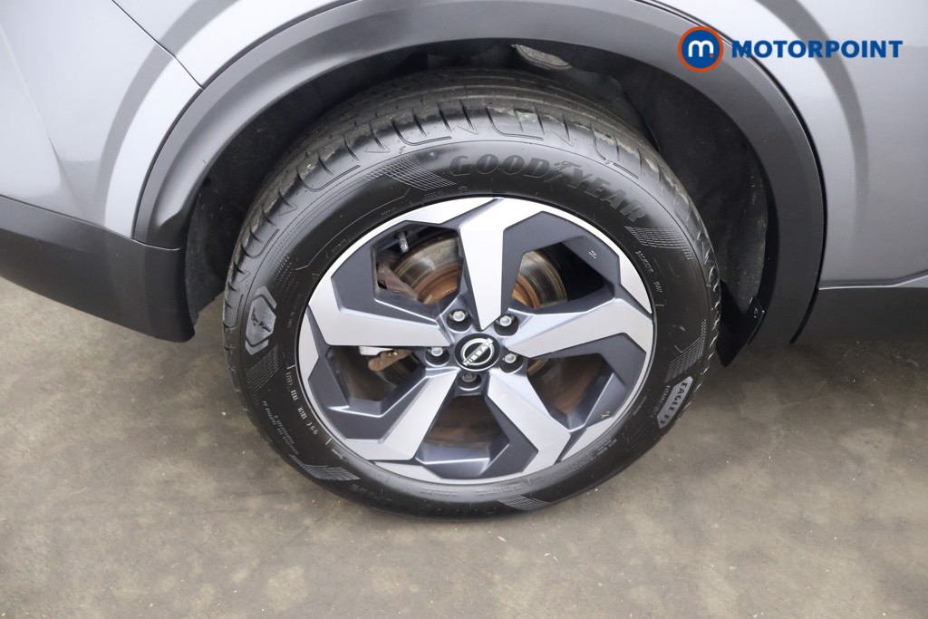 Nissan Qashqai N-Connecta Automatic Petrol-Electric Hybrid SUV - Stock Number (1643992) - 3rd supplementary image
