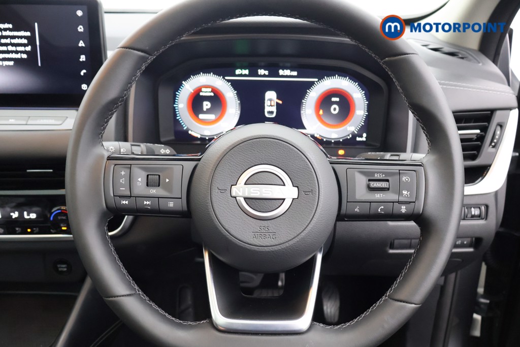 Nissan Qashqai N-Connecta Automatic Petrol-Electric Hybrid SUV - Stock Number (1643992) - 5th supplementary image