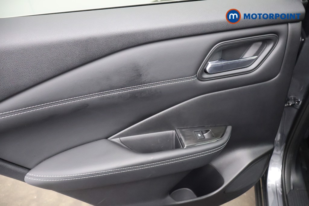 Nissan Qashqai N-Connecta Automatic Petrol-Electric Hybrid SUV - Stock Number (1643992) - 20th supplementary image