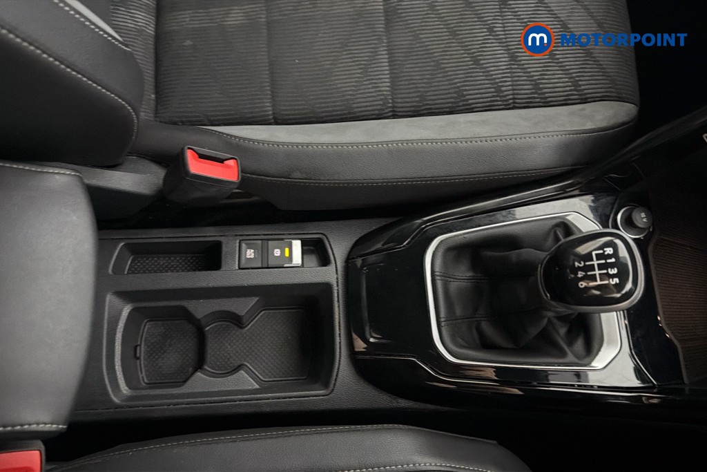 Volkswagen T-Roc R-Line Manual Petrol SUV - Stock Number (1644199) - 15th supplementary image