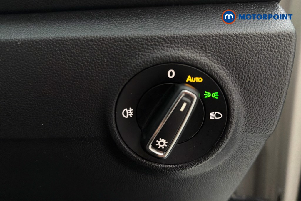 Volkswagen T-Roc R-Line Manual Petrol SUV - Stock Number (1644199) - 18th supplementary image