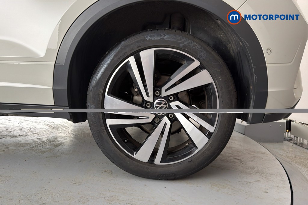 Volkswagen T-Roc R-Line Manual Petrol SUV - Stock Number (1644199) - 48th supplementary image