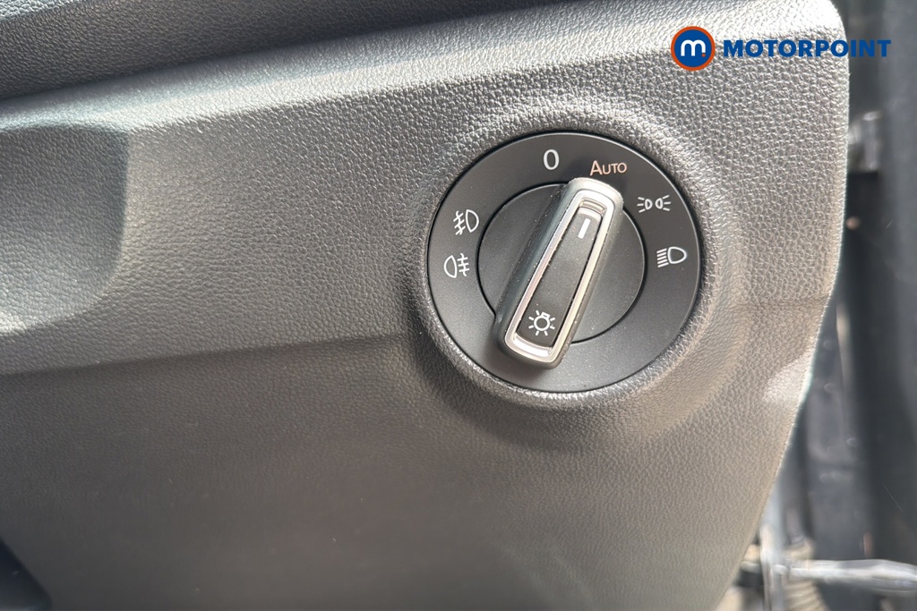 Volkswagen T-Roc SEL Manual Diesel SUV - Stock Number (1644447) - 11th supplementary image
