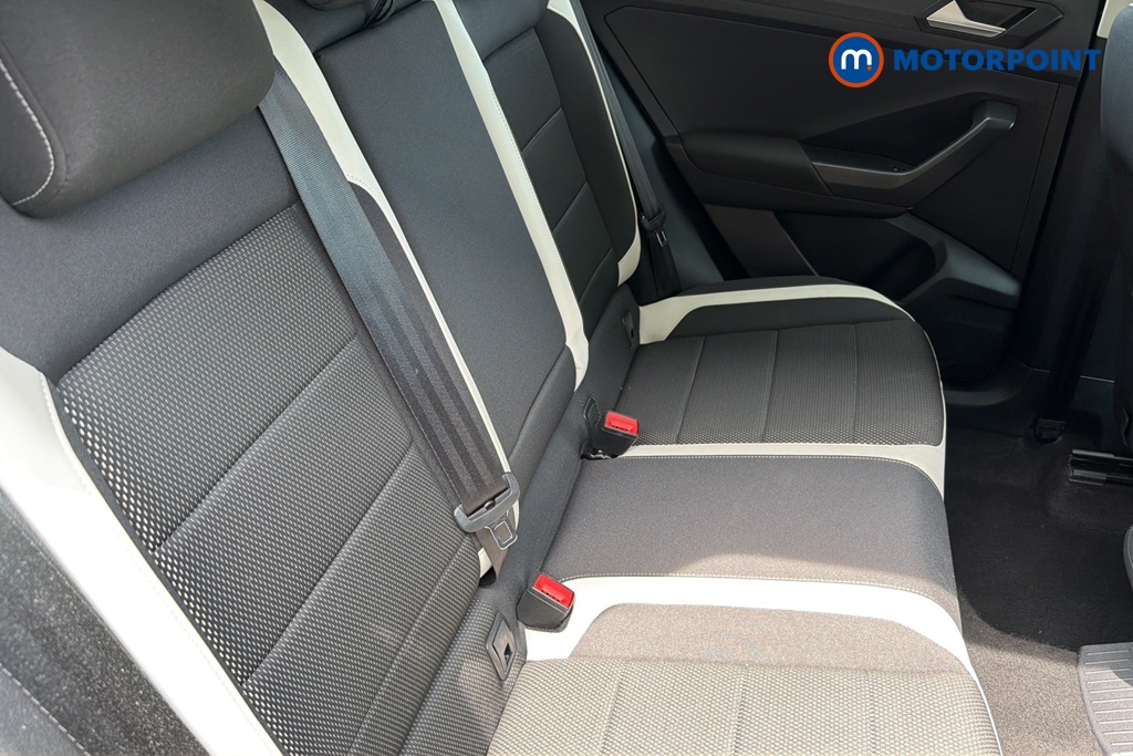 Volkswagen T-Roc SEL Manual Diesel SUV - Stock Number (1644447) - 25th supplementary image