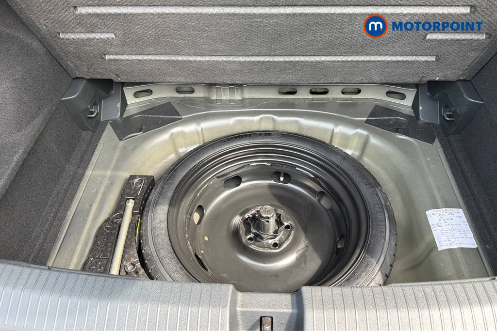 Volkswagen T-Roc SEL Manual Diesel SUV - Stock Number (1644447) - 33rd supplementary image