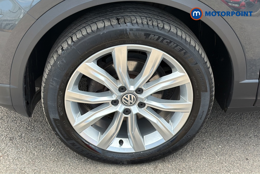 Volkswagen T-Roc SEL Manual Diesel SUV - Stock Number (1644447) - 44th supplementary image