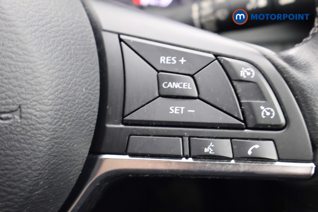 Nissan Juke N-Connecta Manual Petrol SUV - Stock Number (1644690) - 3rd supplementary image