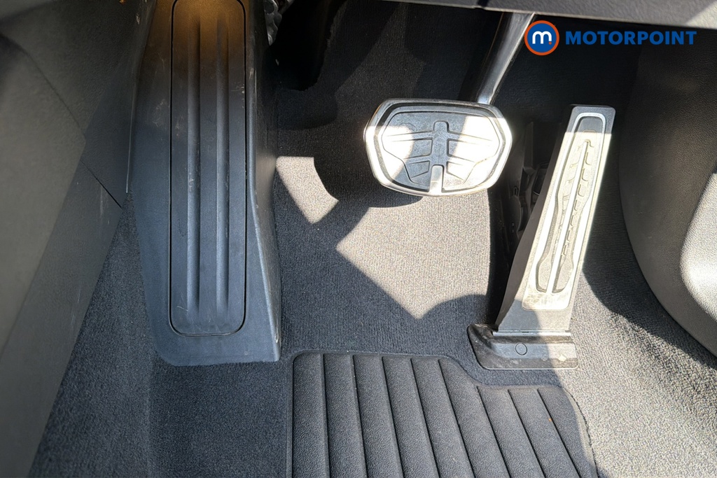 BMW 1 Series M Sport Automatic Petrol Hatchback - Stock Number (1644889) - 24th supplementary image