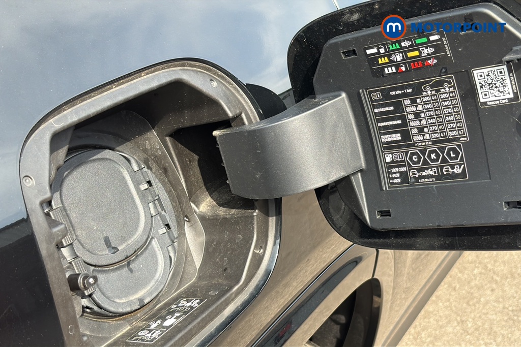 Mercedes-Benz EQA Urban Edition Automatic Electric SUV - Stock Number (1644891) - 41st supplementary image