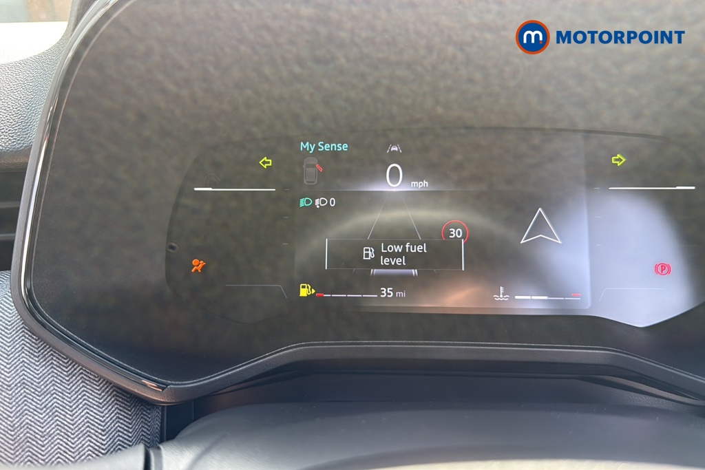 Renault Clio Techno Manual Petrol Hatchback - Stock Number (1644937) - 7th supplementary image