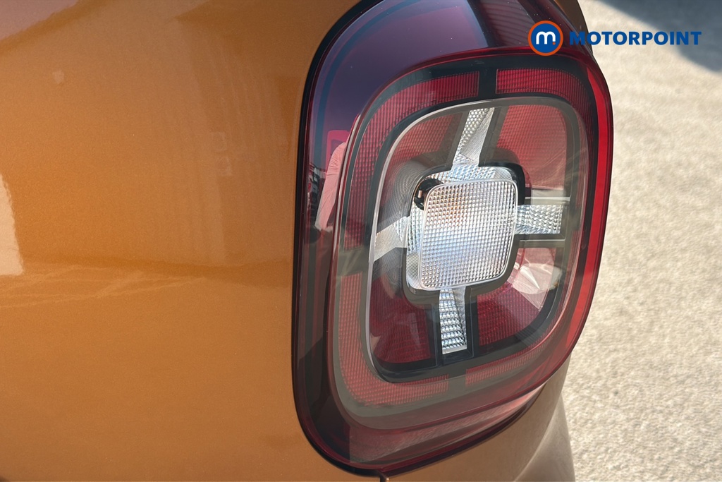 Dacia Duster Prestige Manual Petrol SUV - Stock Number (1645163) - 36th supplementary image