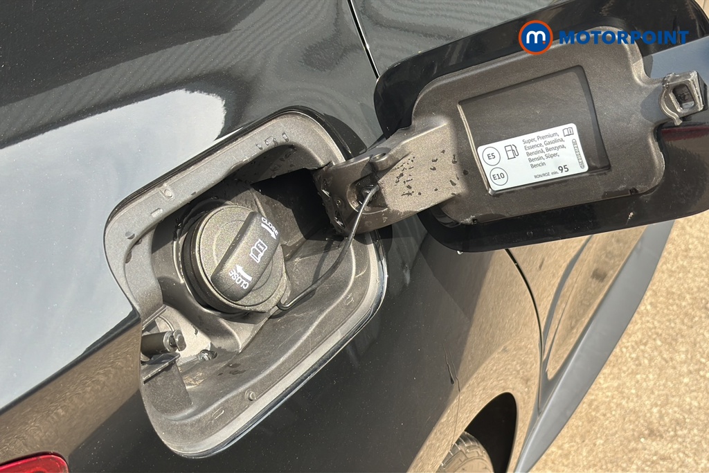 Cupra Leon Vz2 Design Edition Automatic Petrol Plug-In Hybrid Hatchback - Stock Number (1645342) - 41st supplementary image