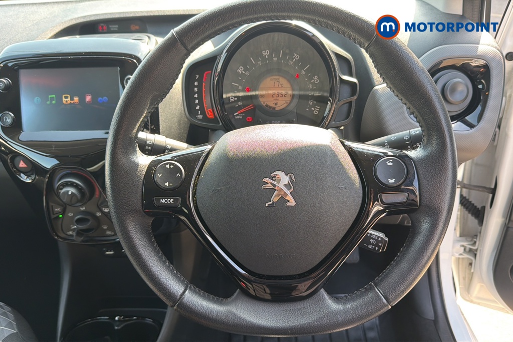 Peugeot 108 Allure Manual Petrol Hatchback - Stock Number (1645565) - 2nd supplementary image