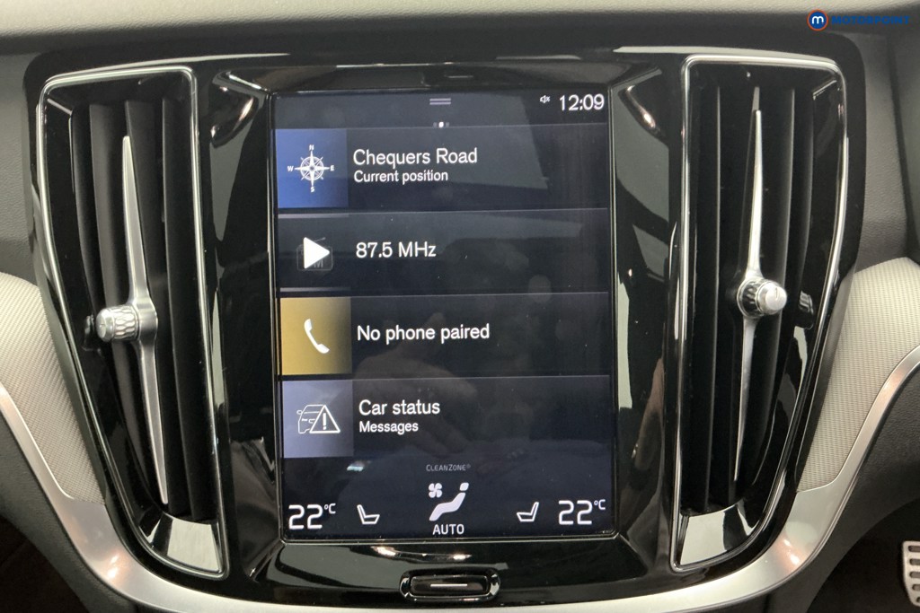 Volvo S60 R Design Edition Automatic Petrol Saloon - Stock Number (1645612) - 2nd supplementary image