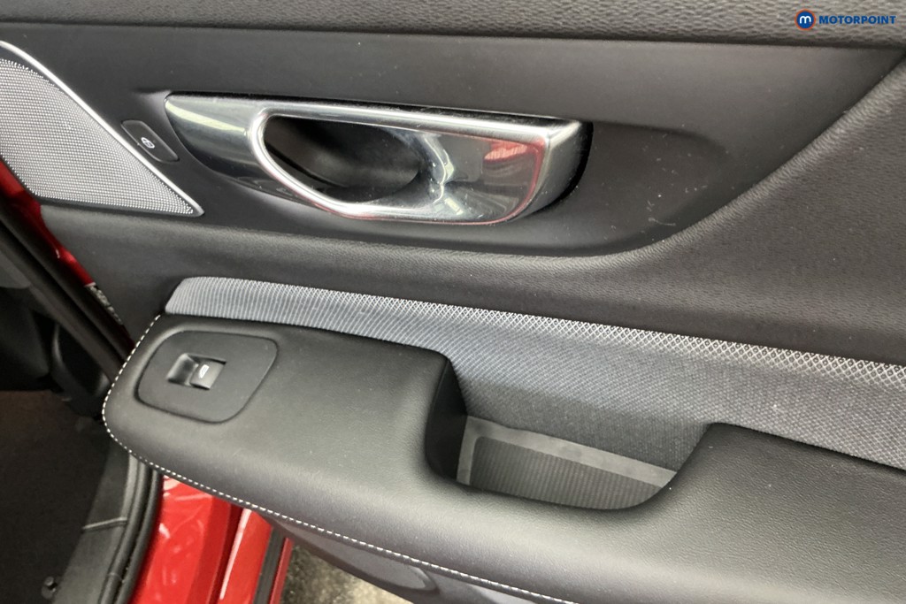 Volvo S60 R Design Edition Automatic Petrol Saloon - Stock Number (1645612) - 28th supplementary image