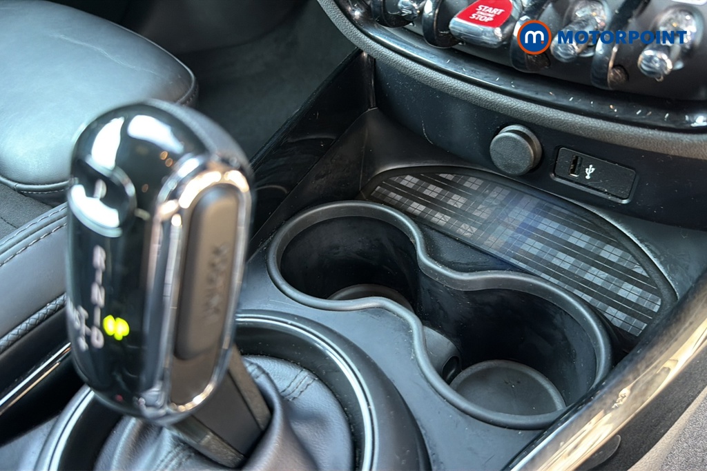 Mini Clubman Cooper Exclusive Automatic Petrol Estate - Stock Number (1645815) - 16th supplementary image