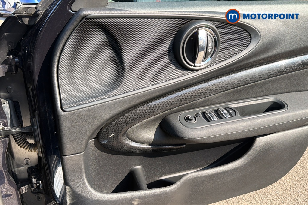 Mini Clubman Cooper Exclusive Automatic Petrol Estate - Stock Number (1645815) - 18th supplementary image